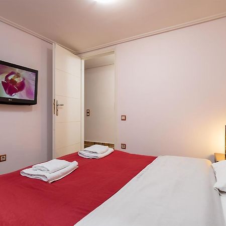 Filippos Acharnes Apartamento Exterior foto